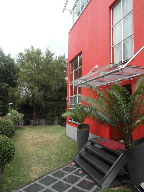 Red Square Home Pretoria-Noord エクステリア 写真