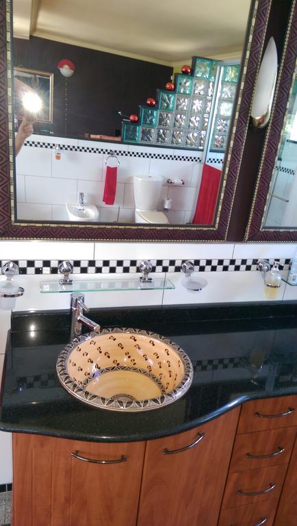 Red Square Home Pretoria-Noord エクステリア 写真