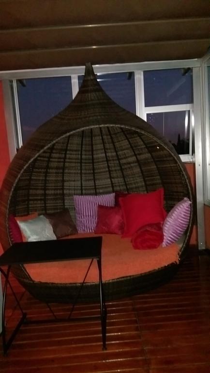 Red Square Home Pretoria-Noord エクステリア 写真